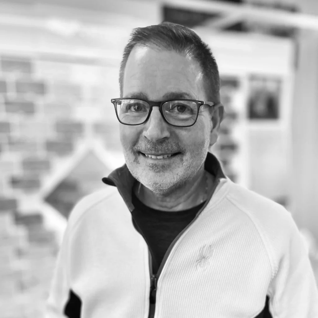 Thomas-Wiest | Yetzer Home Store